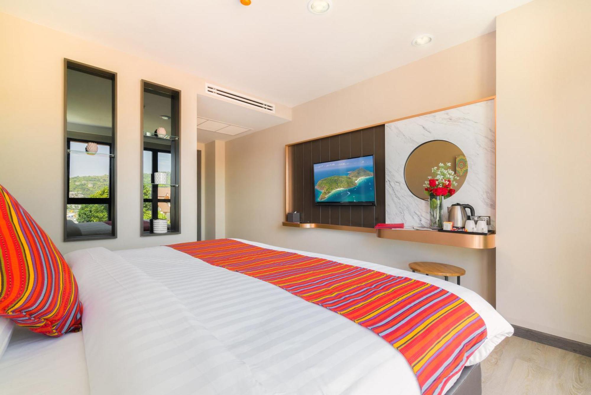 Kk Karon Kata Boutique Hotel Oda fotoğraf
